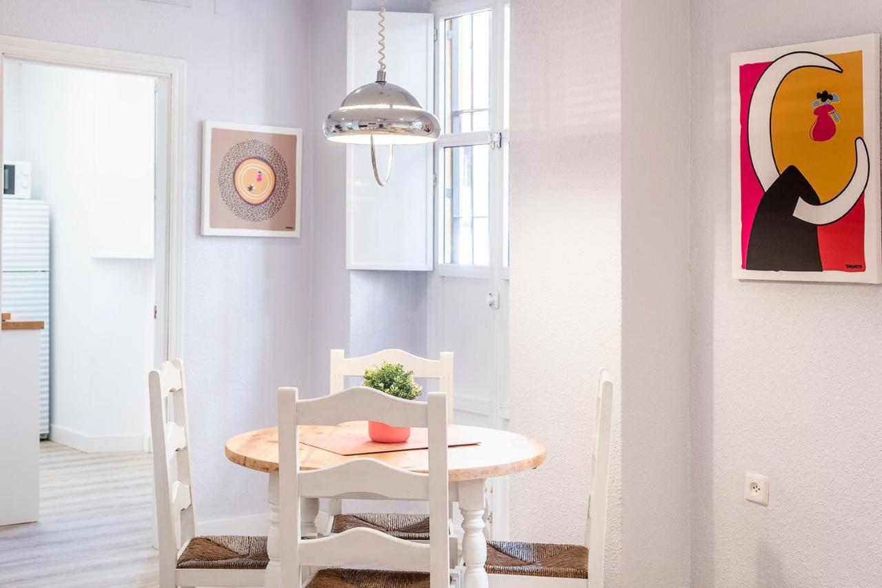 Apartamentos Alfaqueque A Seville Luaran gambar