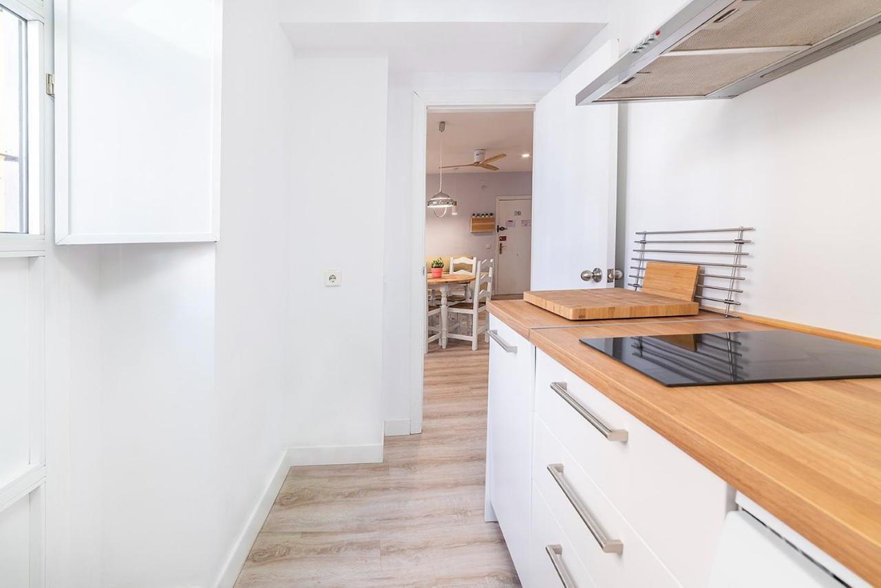 Apartamentos Alfaqueque A Seville Luaran gambar