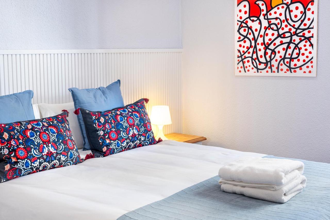 Apartamentos Alfaqueque A Seville Luaran gambar